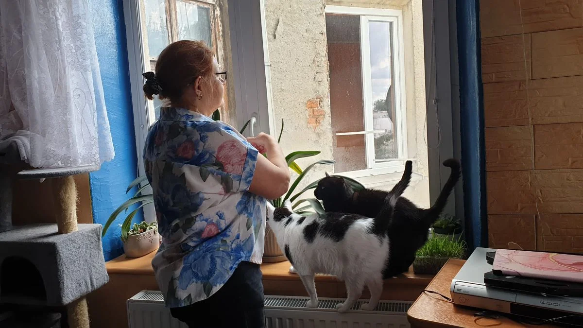 Mieszkańcy kamienicy na Bałutach boja się o swoje życie