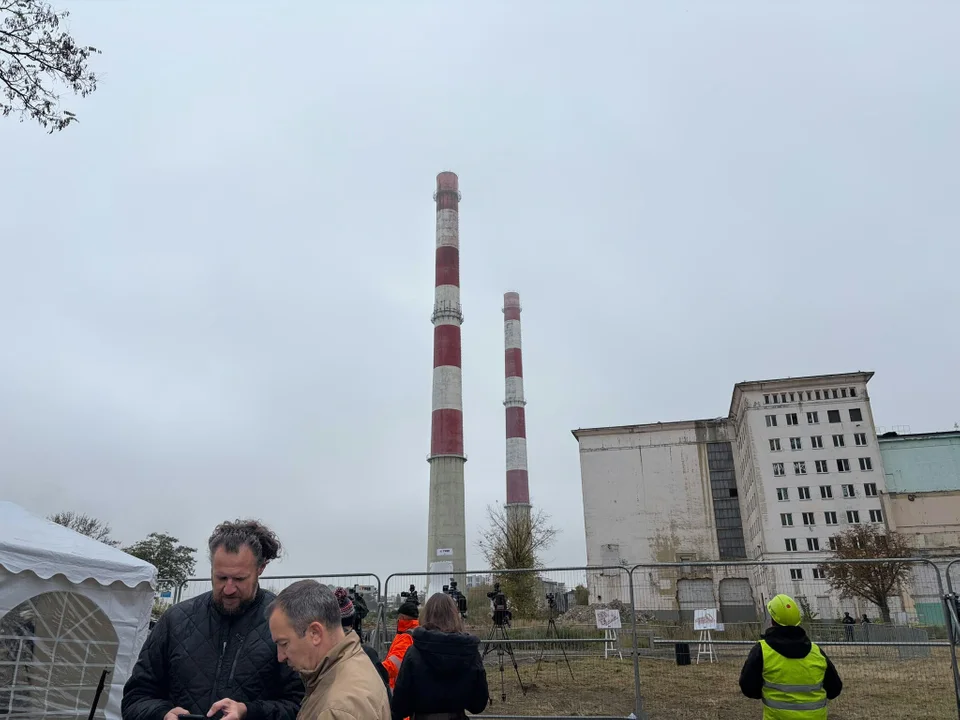 Wyburzanie kominów EC2 - 1