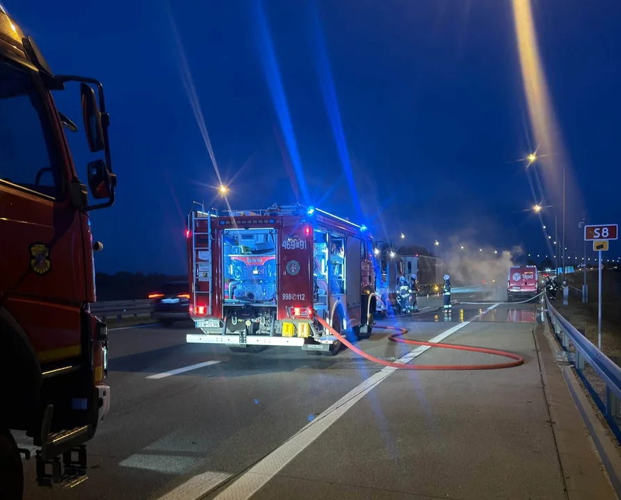 Pożar samochodu na S8