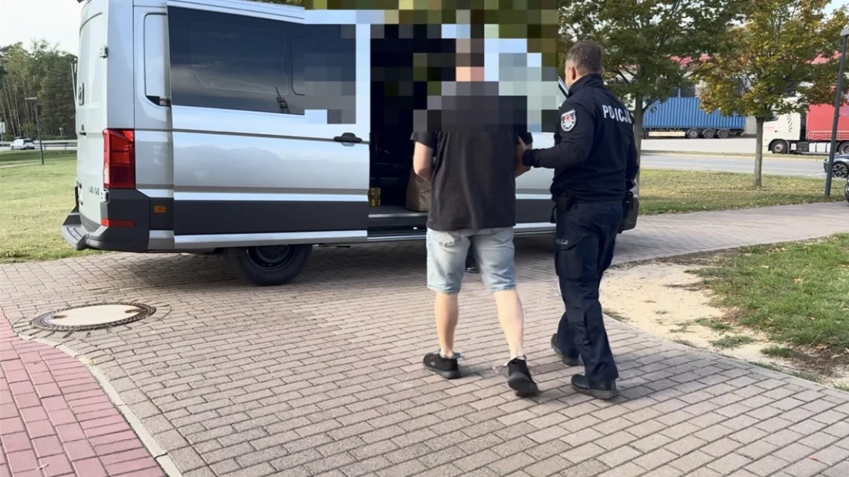 Ukrywał się 5 lat. Łódzcy policjanci doprowadzili do jego ekstradycji